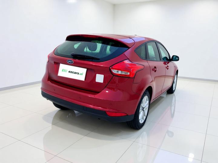 Focus 2015 Hatchback 1.6L AT photo 4