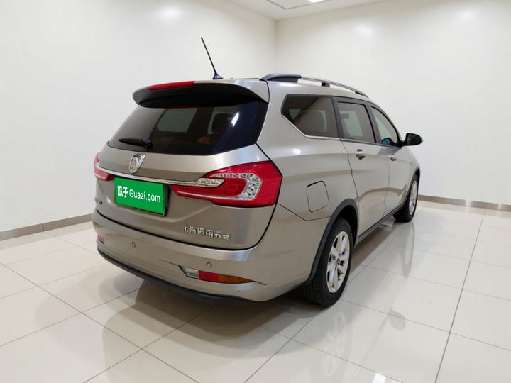 310W 2017 1.5L MT Fashion China V photo 4
