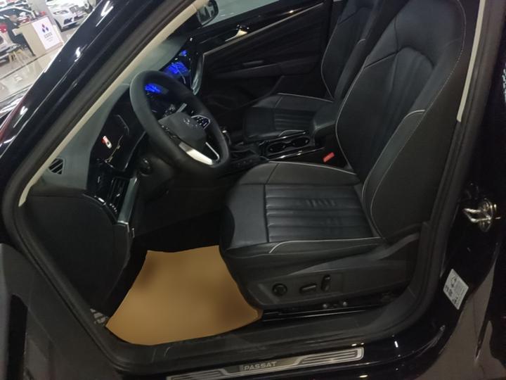 Passat 2023 Facelift 330TSI Elite photo 6