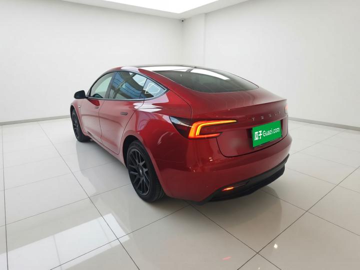 Model 3 2023 Long Range AWD photo 4