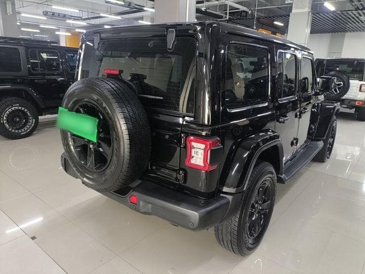 Wrangler 2022 2.0T 4-Door photo 6