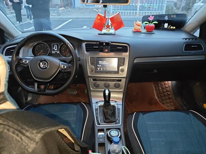 Golf 2016 230TSI AT Comfort photo 5