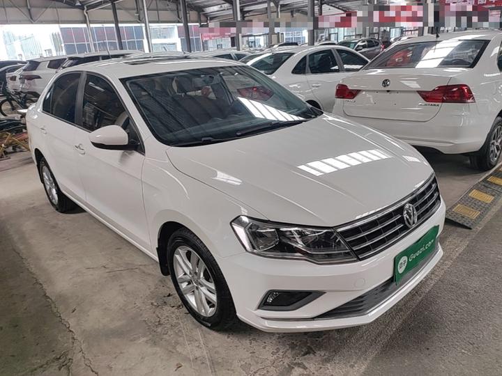2017 1.4L MT Comfort photo 3