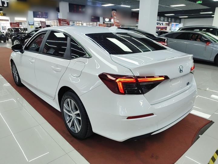 Civic 2025 240TURBO CVT Plus photo 4
