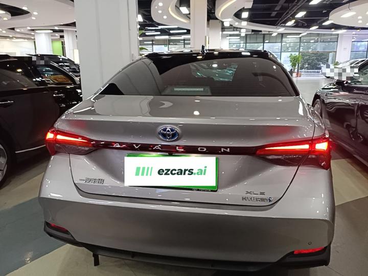 Avalon 2023 Hybrid 2.5L XLE Premium photo 3