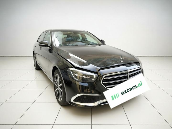 E-Class EV 2022 Facelift E 350 e L PHEV Sport photo 3