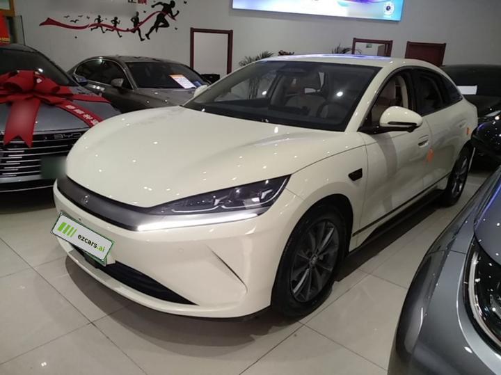 Qin L 2025 EV 470KM Leading