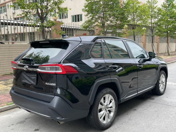 Wildlander 2022 2.0L CVT RWD Leading photo 4