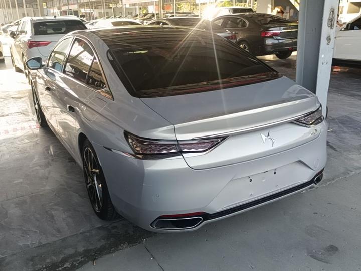 9 EV 2021 1.6T E-TENSE PHEV photo 4