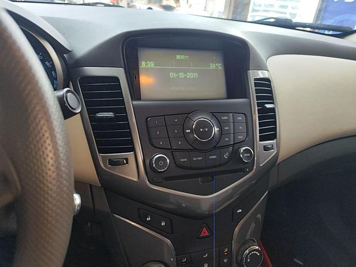 2015 1.5L Classic SE AT photo 7