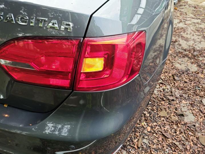 Sagitar 2012 1.6L AT Comfort photo 7