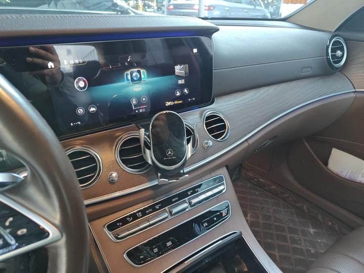 E-Class 2021 E 300 L Premium photo 5