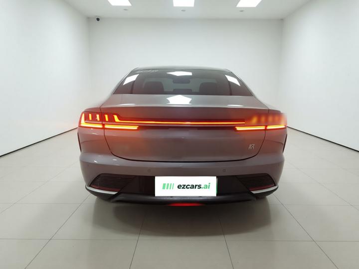 Han 2021 EV Standard Range Luxury photo 5