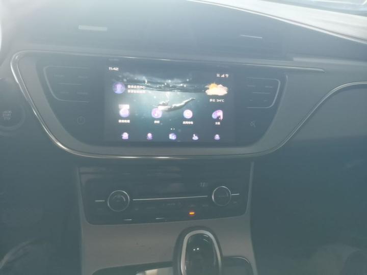 Emgrand GL 2018 1.8L DCT Elite Connected photo 8