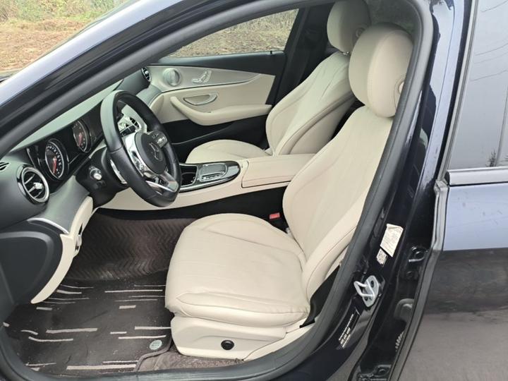 E-Class Imported 2019 E 200 Sport photo 6