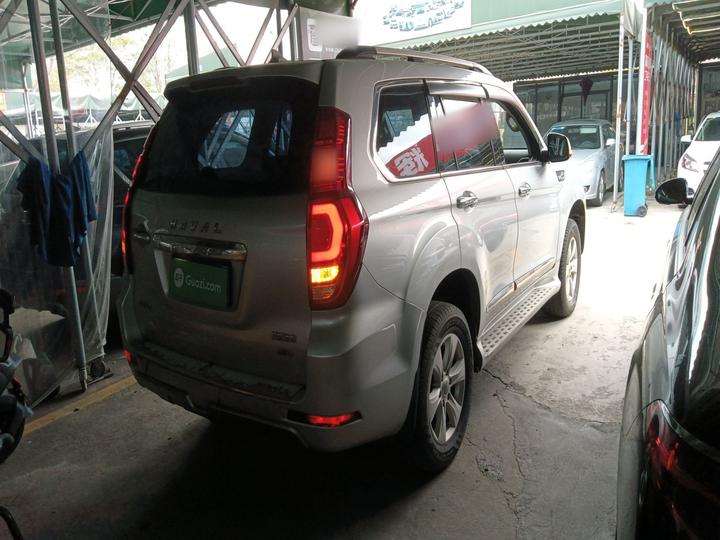 H9 2016 2.0T AWD Luxury 7-Seater photo 4