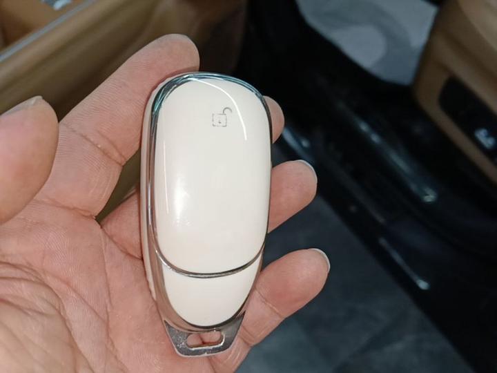 Li Auto ONE 2021 EREV 6-Seater photo 8