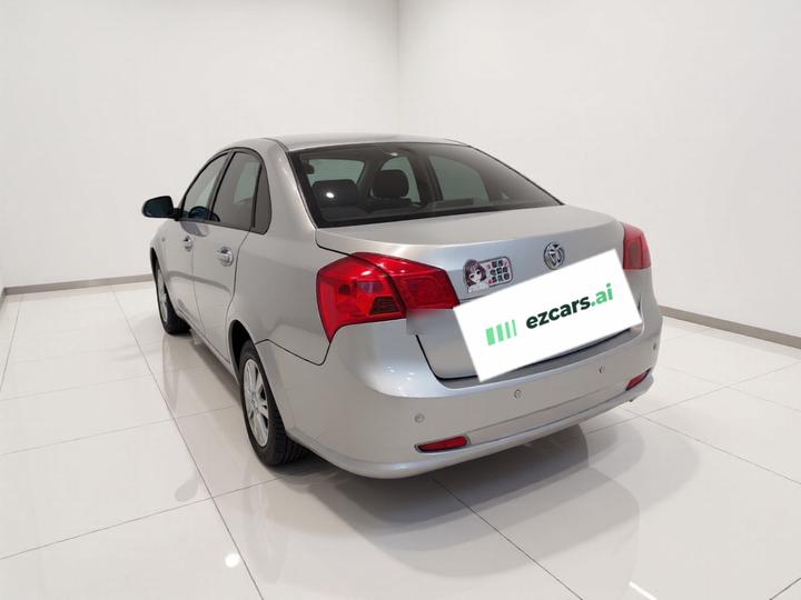 Excelle 2015 1.5L AT Classic photo 4