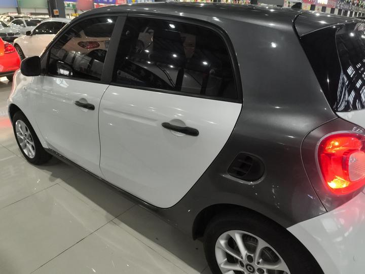 forfour 2016 1.0L 52 photo 4