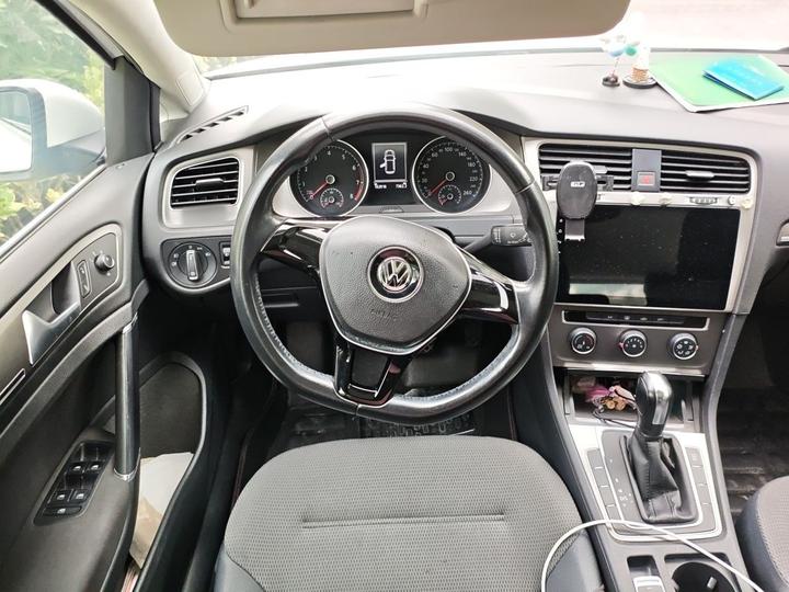 Golf 2015 1.6L AT Comfort photo 8