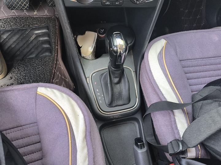 Polo 2014 1.4L AT Comfort photo 7