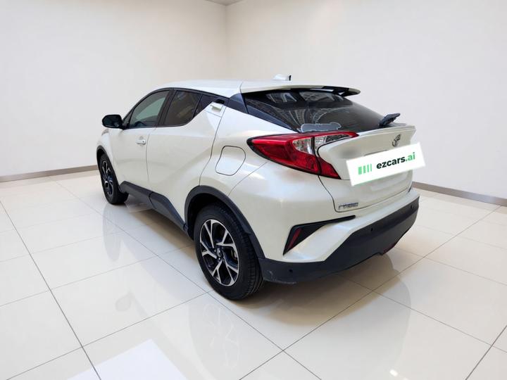 C-HR 2020 2.0L Leading photo 4