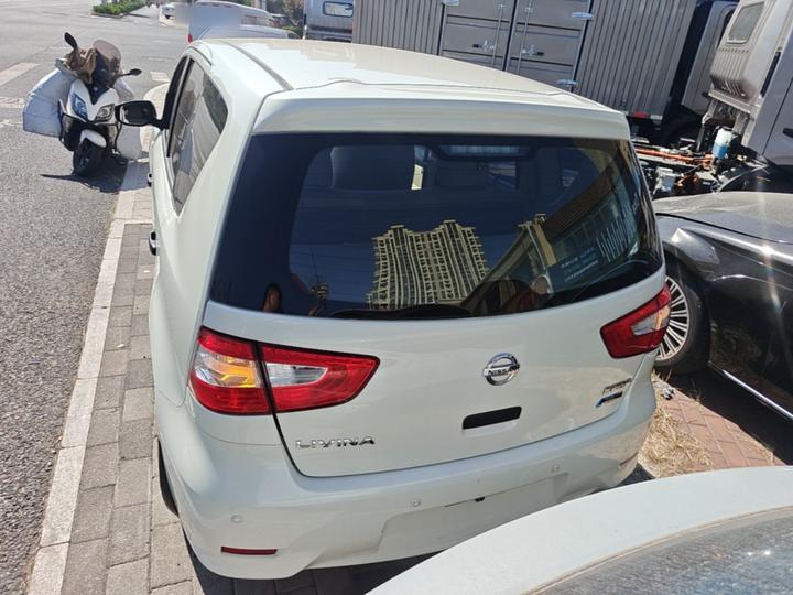 2015 1.6XE CVT Comfort photo 3