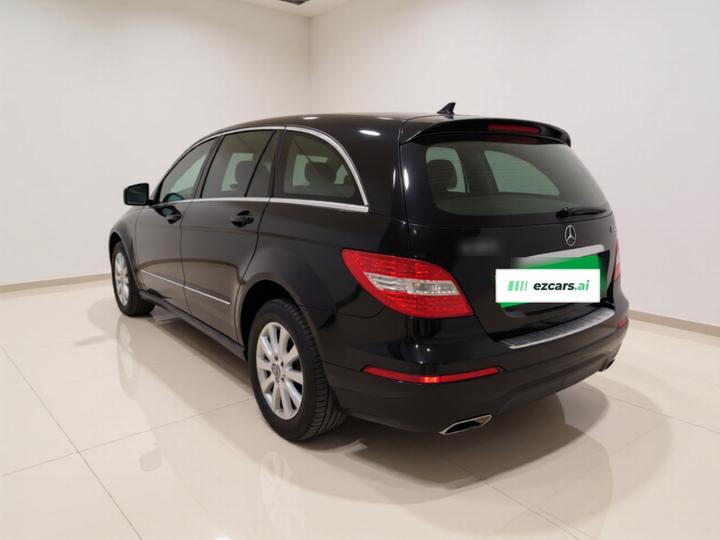 R-Class 2011 R 350 L 4MATIC photo 4