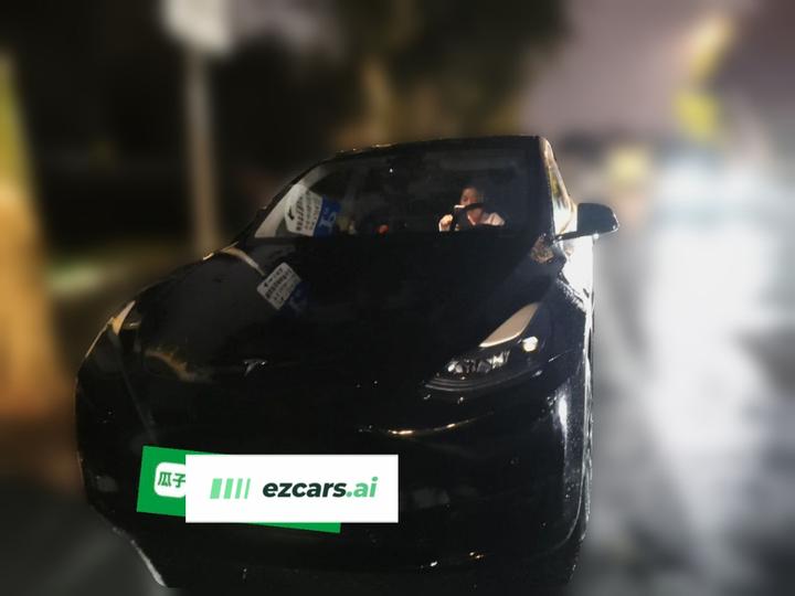 Model Y 2023 RWD photo 2