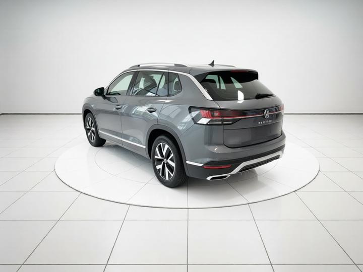 Tayron 2024 300TSI RWD Luxury Plus Advanced photo 4