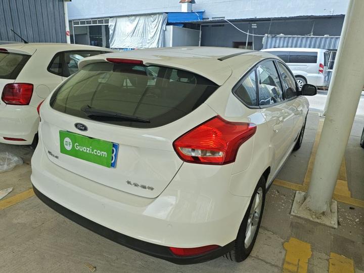 Focus 2017 Hatchback 1.6L AT Comfort photo 6