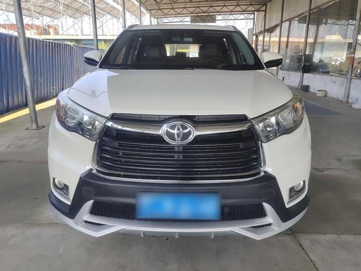 Highlander 2017 2.0T AWD Luxury 7-Seater photo 2
