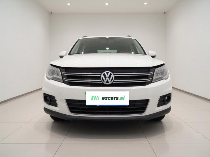 Tiguan 2012 1.8TSI AT RWD photo 2