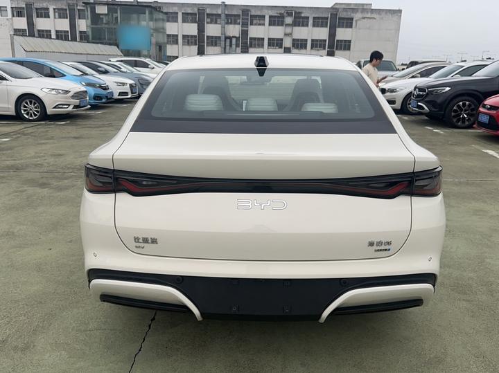 Seal 06 EV 2025 EV 545KM Flagship photo 3