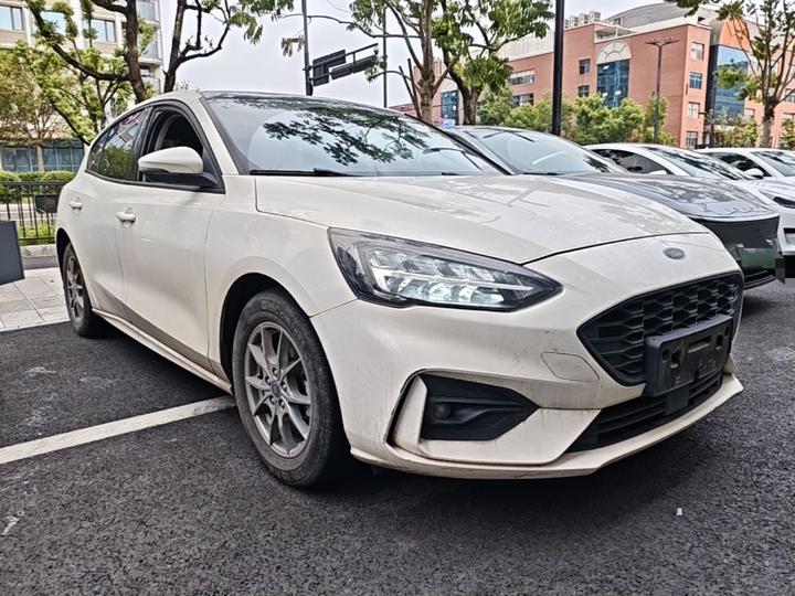 Focus 2021 Hatchback EcoBoost 180 AT photo 3