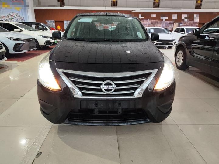 2015 1.5XE MT Comfort photo 2
