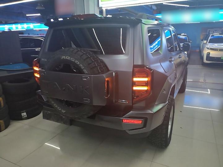 400 EV 2023 Hi4-T photo 4