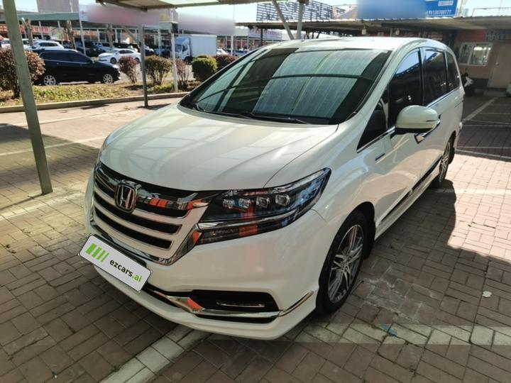 Elysion 2019 2.0L Hybrid Luxury