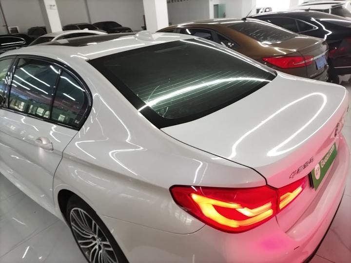 5 Series 2019 530Li Leading M Sport Package photo 4