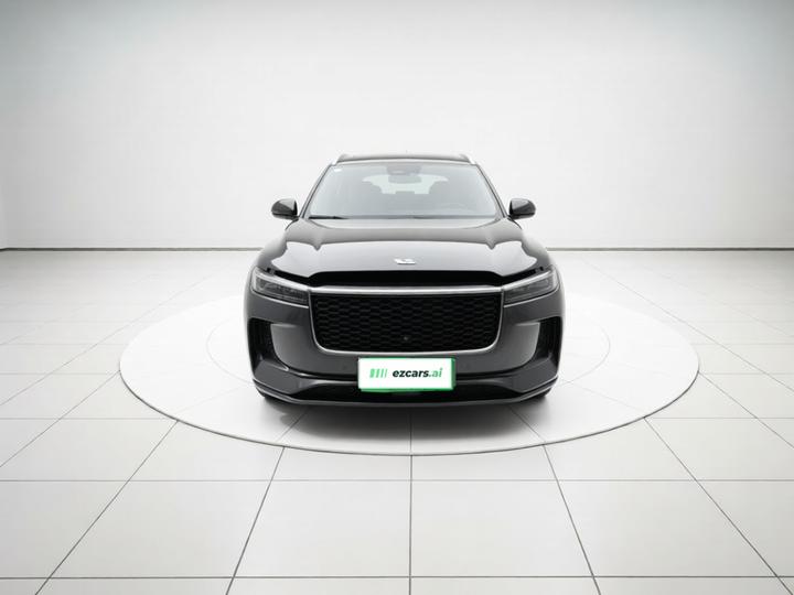 Li Auto ONE 2021 EREV 6-Seater photo 2