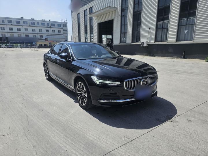 S90 2023 B5 Luxury photo 2