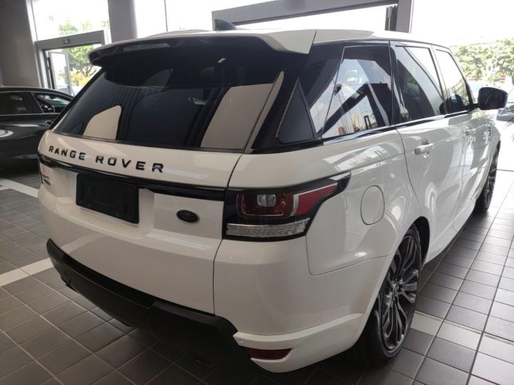 Range Rover Sport 2017 3.0 SC V6 HSE DYNAMIC photo 4