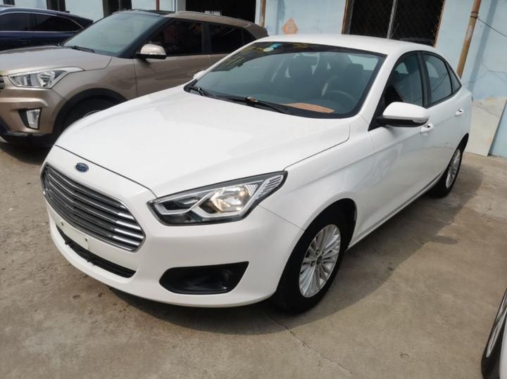 Escort 2017 1.5L AT Comfort