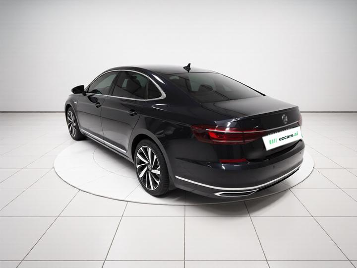 Passat 2023 Facelift 330TSI Luxury photo 4