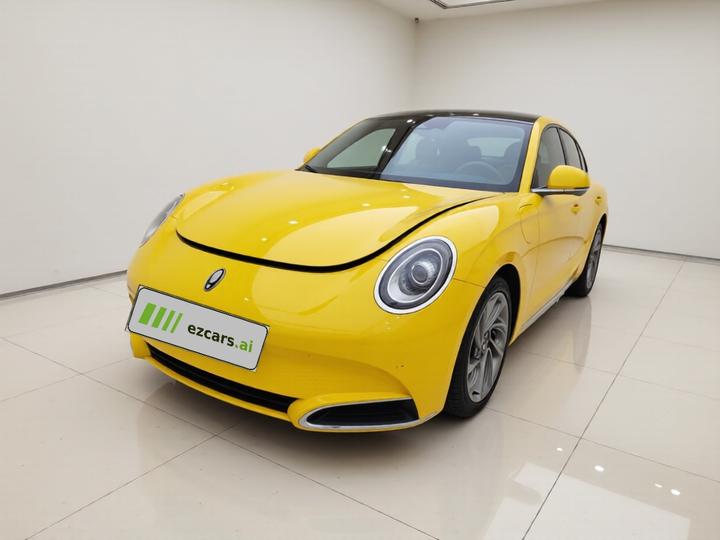 2022 555km Premium