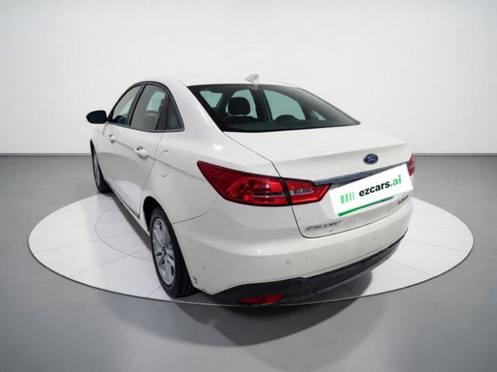 Escort 2019 Facelift 1.5L AT China VI photo 4