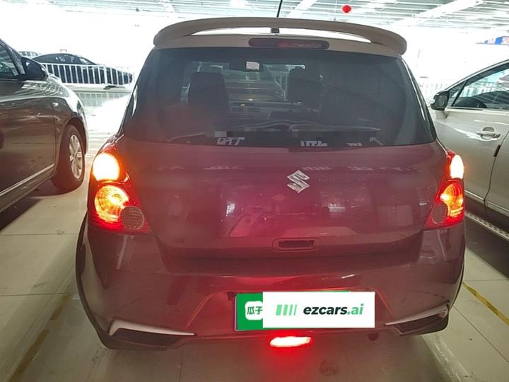 Swift 2013 1.5L AT 20 photo 3