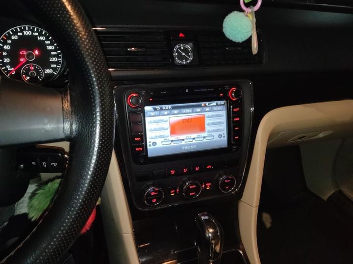 Passat 2011 1.8TSI AT photo 5