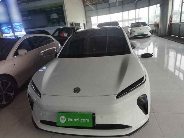 ET5T 2024 75kWh Touring photo 2