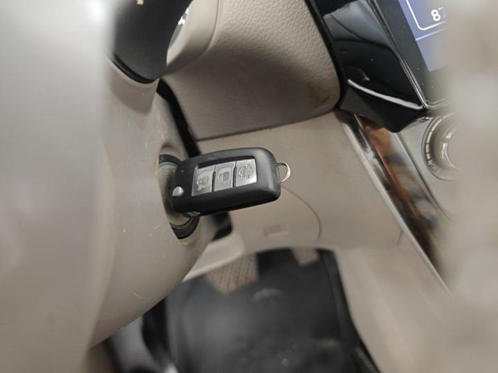Sylphy 2014 1.6XV CVT Exclusive photo 8
